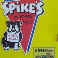 Photo taken at Spike&amp;#39;s Junkyard Dogs by Robbie L. on 5/16/2013