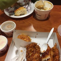 Photo taken at KFC by Daan 🎀 on 11/9/2016