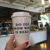 10/15/2018 tarihinde Katerina K.ziyaretçi tarafından Benvenuto Cafe Tribeca'de çekilen fotoğraf