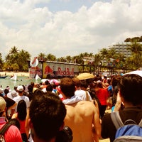 Photo taken at Redbull Flugtag Singapore 2012 by Clement C. on 10/28/2012