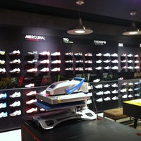 Nike Store de artículos deportivos en Bogotá