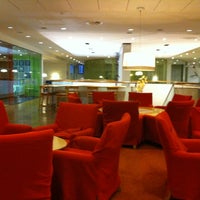 Photo taken at SAS/Air Canada - The London Lounge by Jamie B. on 10/25/2012