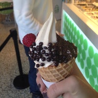 Photo taken at Pinkberry by Stephanie M. on 11/23/2013