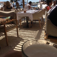 La Petite Plage Restaurant