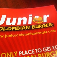 Foto scattata a Junior Colombian Burger - Lee Vista Boulevard da Jorge C. il 11/28/2014