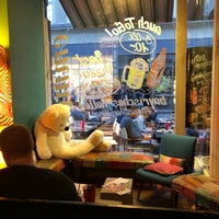 10/20/2018 tarihinde Ruth G.ziyaretçi tarafından emma Café-Bar'de çekilen fotoğraf