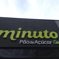 Photo taken at Minuto Pão de Açúcar by Julio R. on 12/6/2015