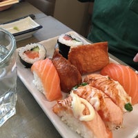 Foto scattata a Sushi&amp;#39;n&amp;#39;Roll da Mikko R. il 7/25/2017