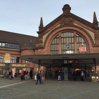 Photo taken at Osnabrück Hauptbahnhof by Jenor R. on 11/8/2015