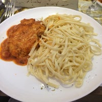 Photo taken at Mássima Pasta Gourmet by Alessandro S. on 2/21/2015