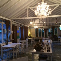 Review Gardenia Tropical Garden Resto