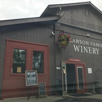 Foto tirada no(a) Larson Family Winery por Mark em 4/18/2020