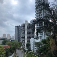 Foto tirada no(a) Ramada Singapore at Zhongshan Park por Sarah B. em 9/5/2019