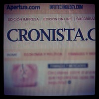 รูปภาพถ่ายที่ El Cronista Comercial โดย Pablo Martín F. เมื่อ 9/20/2012