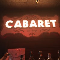 4/21/2016 tarihinde Heloisa M.ziyaretçi tarafından Cabaret Lounge'de çekilen fotoğraf