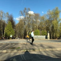 Photo taken at Парк им. 30-летия Победы by Exey P. on 5/3/2021
