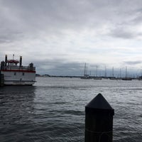 Foto scattata a Marriott Annapolis Waterfront da Sibel K. il 9/20/2015