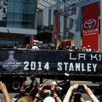 Photo taken at 2014 Los Angeles Kings&amp;#39; Stanley Cup parade by Gary H. on 6/16/2014