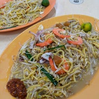 Photo taken at Blue Star Fried Hokkien Mee by Song on 1/11/2020