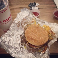 Photo taken at Five Guys by Hoang H. on 8/31/2014
