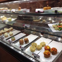 1/31/2014 tarihinde Nicole D.ziyaretçi tarafından The Meatloaf Bakery'de çekilen fotoğraf