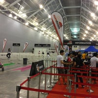 Photo taken at RunBikeSwim @ Singapore Expo Hall 6A by Alan T. on 5/18/2013