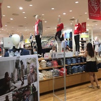 Photo taken at UNIQLO by Alan T. on 1/20/2016