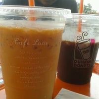 Photo taken at Dunkin&amp;#39; by rina r. on 9/22/2012