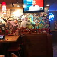 Photo taken at Applebee&amp;#39;s Grill + Bar by Daniel O. on 11/13/2017