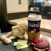 Photo taken at The Coffee Bean &amp;amp; Tea Leaf by Maria Alejandra R. on 12/15/2019