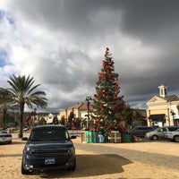 Review The Streets of Brentwood