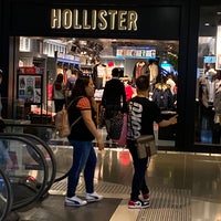 Hollister Co. - Tienda de ropa