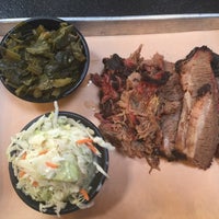 Photo taken at Bear&amp;#39;s Smokehouse by Olexy S. on 5/7/2015