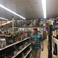 Photo taken at Vinnin Square Liquors by Olexy S. on 6/29/2019