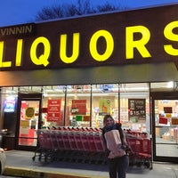 Photo taken at Vinnin Square Liquors by Olexy S. on 12/26/2016