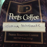 Foto tirada no(a) Peet&#39;s Coffee &amp; Tea por Nan H. em 6/8/2013