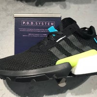 アディダスオリジナルスショップ新宿 新宿3 27 4