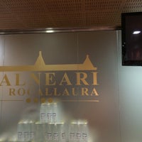 Foto tirada no(a) Hotel Balneari de Rocallaura por Elena B. em 1/23/2016