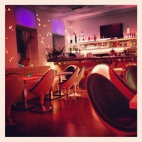 Foto diambil di akoya bar &amp;amp; restaurant oleh Christoph S. pada 11/9/2012