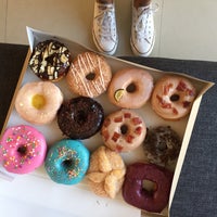 Foto tirada no(a) Jolly Molly Donuts por Sergio M. em 10/25/2015