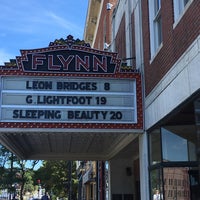 Foto tirada no(a) Flynn Center for the Performing Arts por Ed A. em 9/7/2016