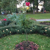 Photo taken at Taynitsky Garden by Elena Z. on 9/29/2018