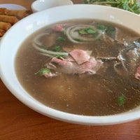 Photo taken at Phở Huỹnh Hiệp (Kevin&amp;#39;s Noodle House) by Poria A. on 3/18/2022