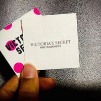 Photo taken at Victoria&amp;#39;s Secret by 💋 De.La.Rita 💋 on 10/9/2022