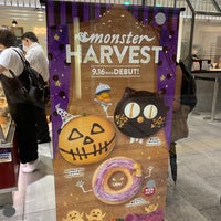 Photo taken at Krispy Kreme Doughnuts by Yoshio O. on 9/17/2020