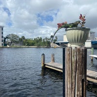 Photo taken at Flip Flops - Dockside Eatery by Shawn V. on 10/23/2020