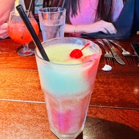 Photo taken at Bahama Breeze by Melissa ♡︎ on 8/25/2022