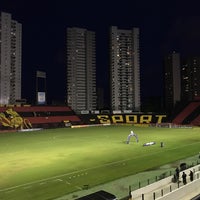 3/13/2019에 Bruno M.님이 Estádio Adelmar da Costa Carvalho (Ilha do Retiro)에서 찍은 사진
