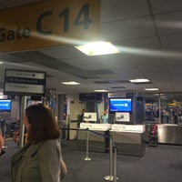 Photo taken at Gate C14 by EArchitect on 8/9/2015