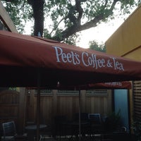 Photo taken at Peet&#39;s Coffee &amp; Tea by José R. on 5/18/2014